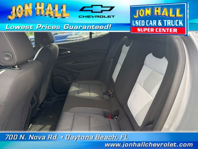 Used 2025 Chevrolet Trax RS w/ Driver Confidence Package FWD image 21