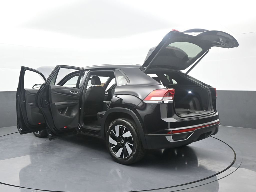 Used 2024 Volkswagen Atlas Cross Sport SE image 74