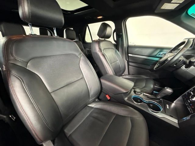 Used 2016 Ford Explorer Sport w/ Equipment Group 401A AWD/4WD image 33