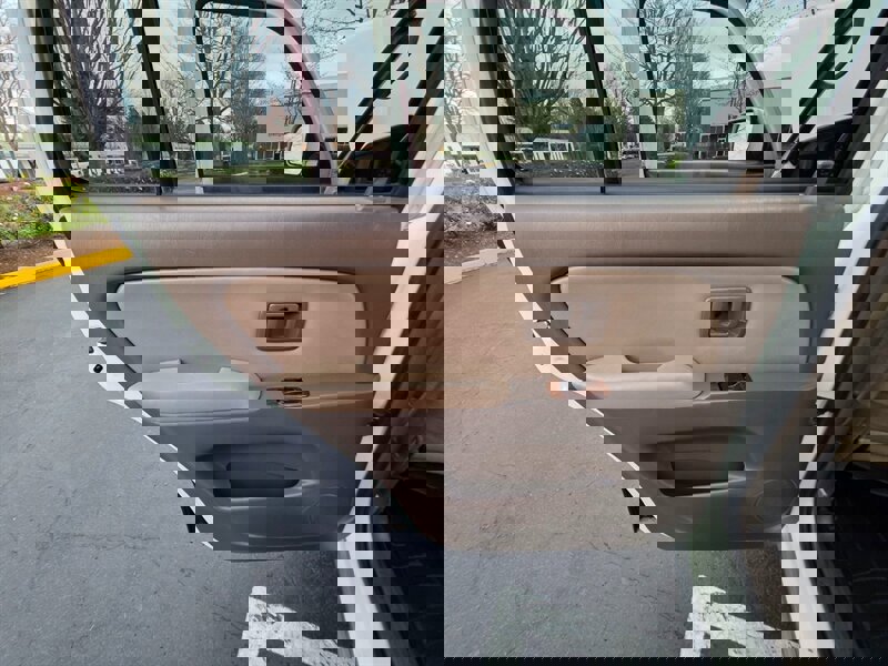 Used 1998 Toyota 4Runner Limited image 46