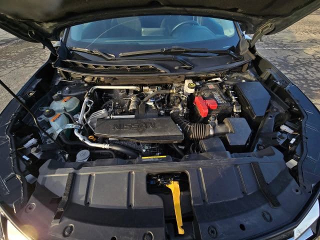 Used 2024 Nissan Rogue S AWD/4WD image 30