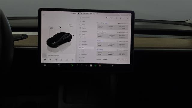 Used 2023 Tesla Model 3 Standard Range image 14