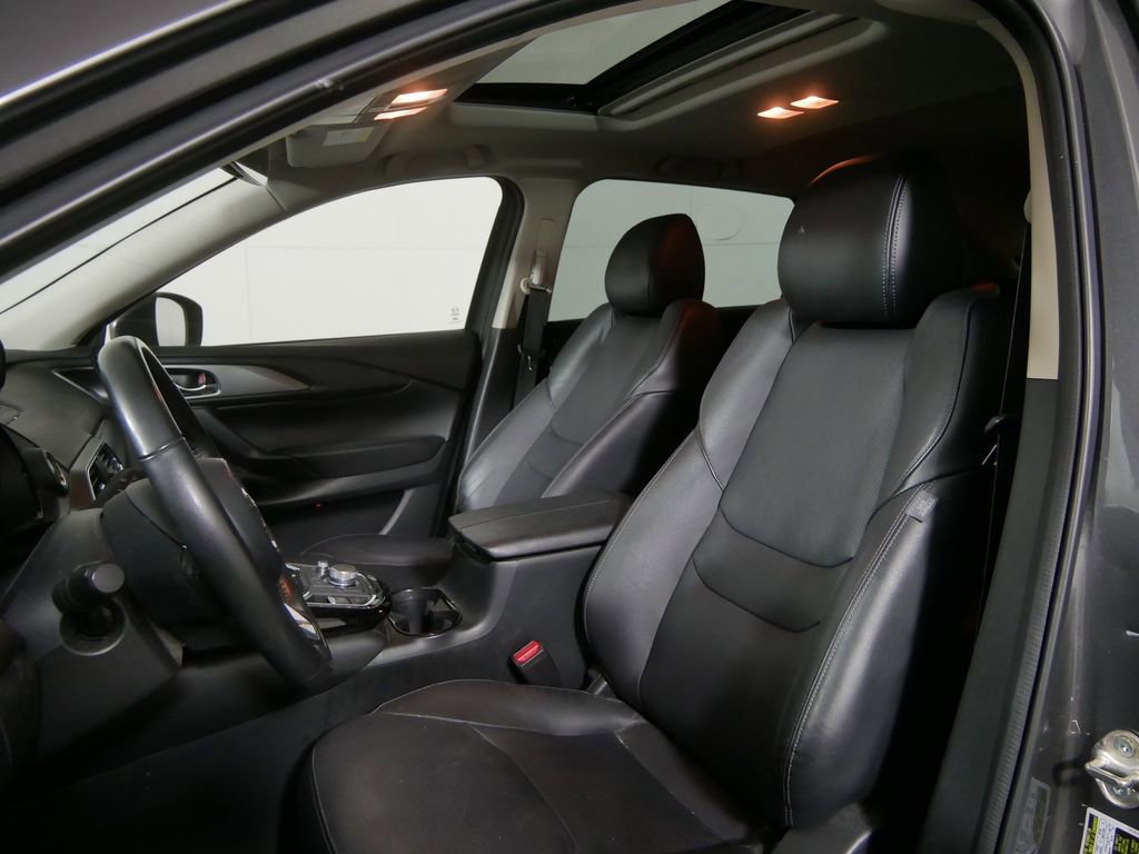 Used 2023 MAZDA CX-9 Touring Plus AWD/4WD image 16