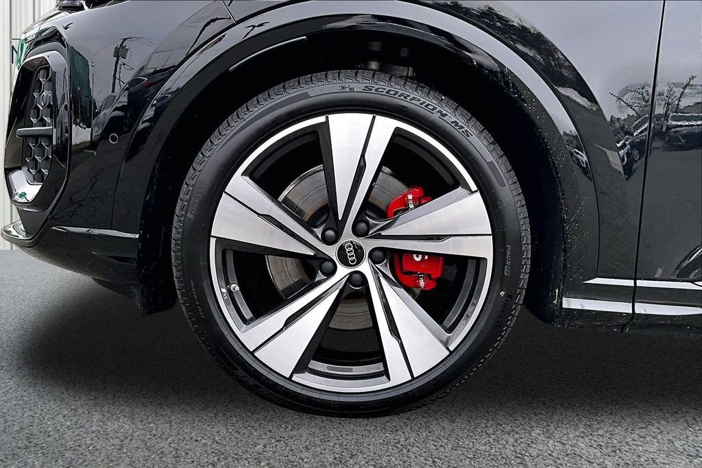 New 2025 Audi SQ5 Premium Plus image 13