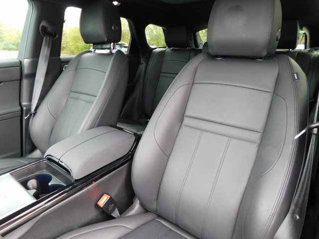 Used 2024 Land Rover Range Rover Evoque Dynamic SE image 16