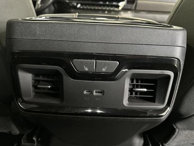 Used 2023 Chevrolet Silverado 1500 ZR2 AWD/4WD image 35