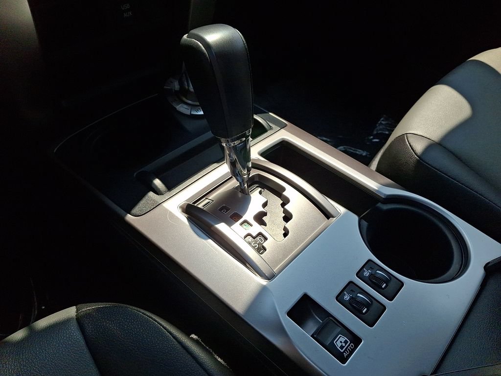 Used 2018 Toyota 4Runner SR5 Premium AWD/4WD image 15