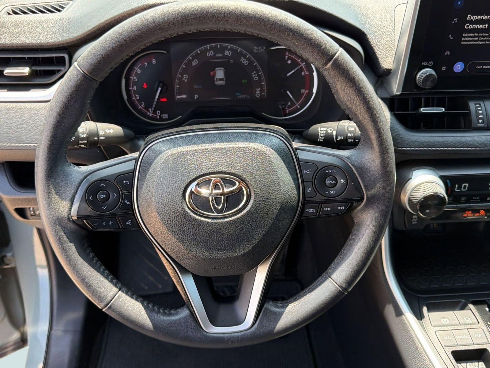 Used 2023 Toyota RAV4 XLE Premium FWD image 16
