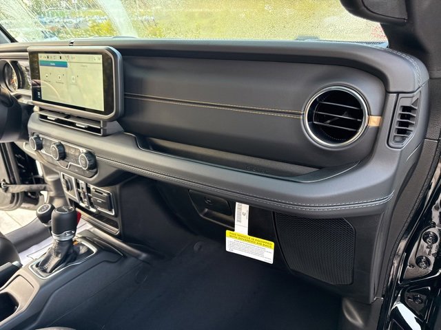 New 2025 Jeep Gladiator Sport image 35