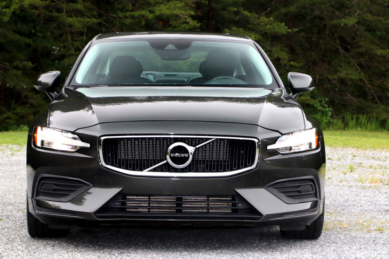 Used 2019 Volvo S60 T6 Momentum w/ Premium Package image 33