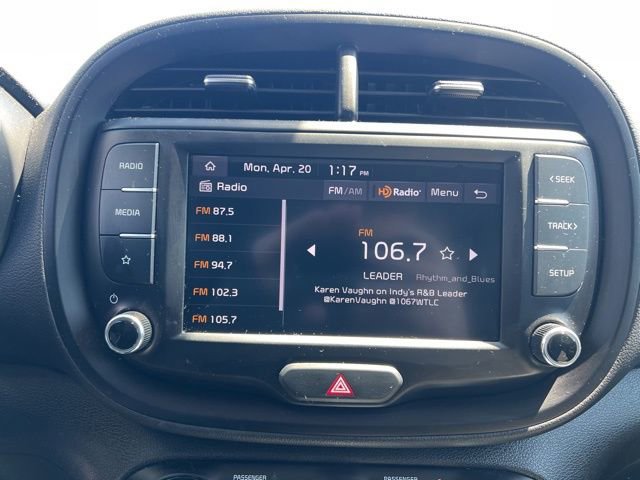 Certified 2022 Kia Soul LX image 18
