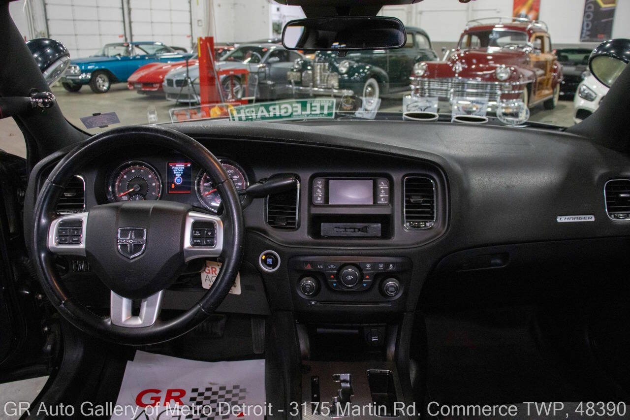 Used 2014 Dodge Charger Police image 16