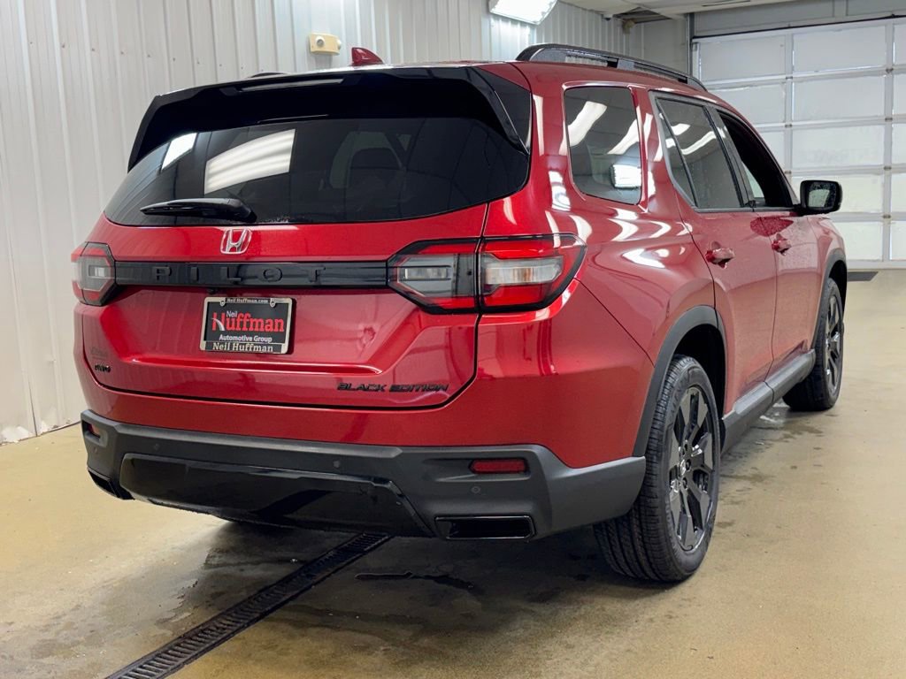 New 2026 Honda Pilot Black Edition image 5