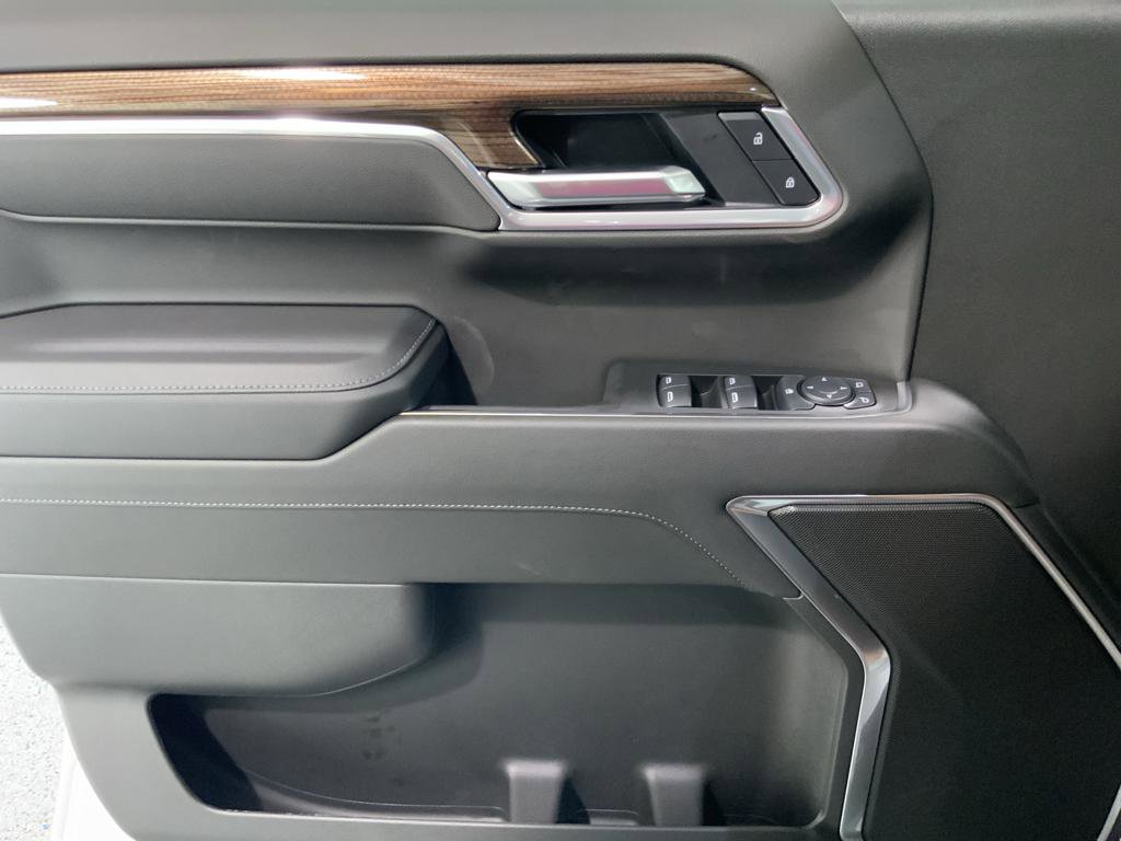 New 2025 Chevrolet Silverado 1500 LT w/ Z71 Off-Road Package image 27