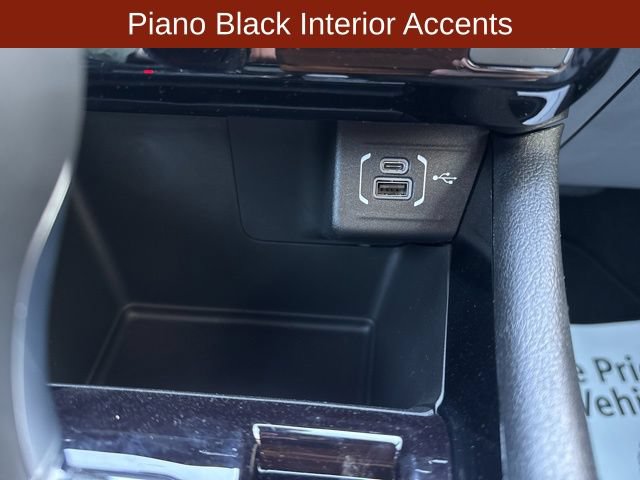 New 2026 Jeep Compass Latitude AWD/4WD image 24