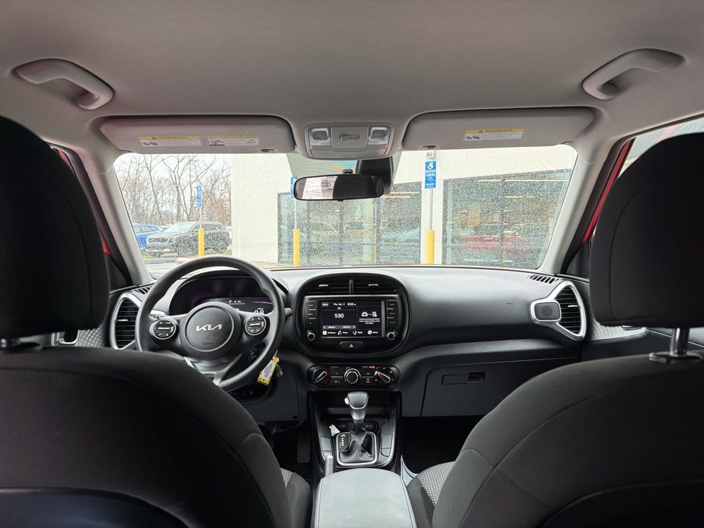Certified 2023 Kia Soul LX image 21