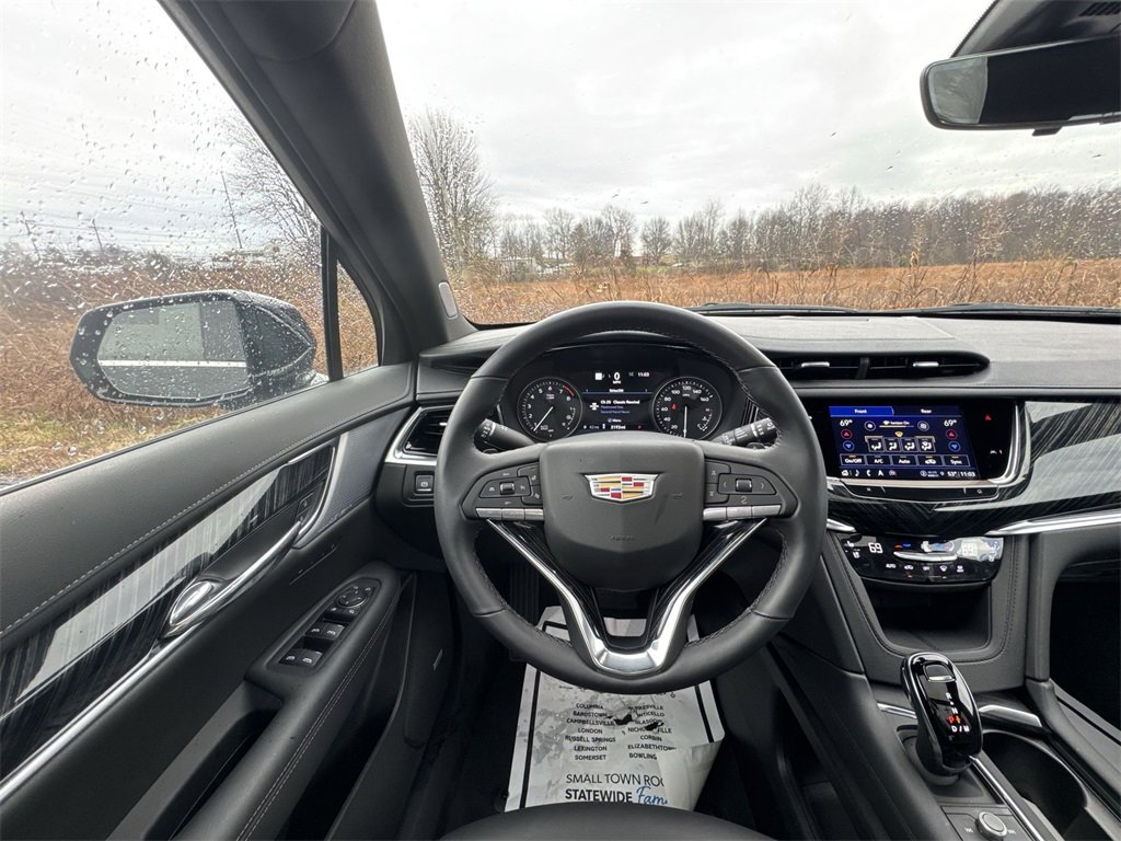New 2025 Cadillac XT6 Premium Luxury w/ Technology Package image 14