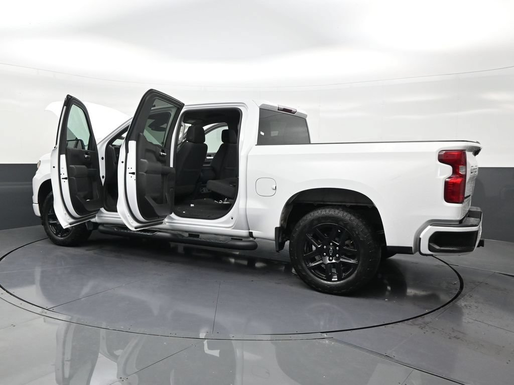 Used 2024 Chevrolet Silverado 1500 Custom w/ Turbomax Blackout Package RWD image 30