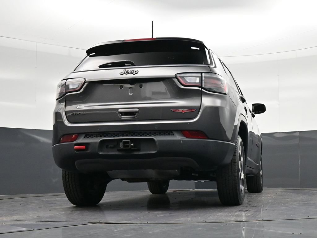 Used 2022 Jeep Compass Trailhawk w/ Trailhawk Elite Group image 32