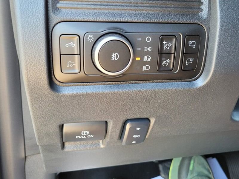 New 2026 Ford F350 Lariat w/ Lariat Premium Package image 29