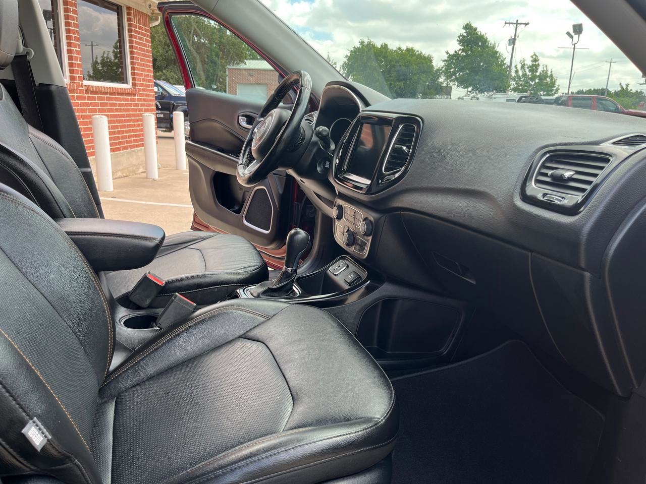 Used 2021 Jeep Compass Limited FWD image 9