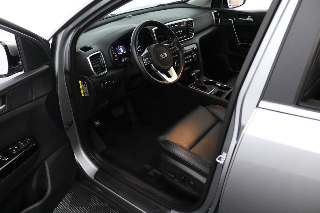 Used 2021 Kia Sportage EX AWD/4WD image 15