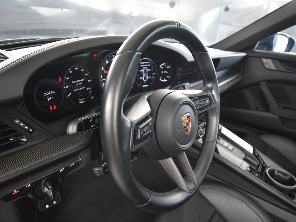 Used 2024 Porsche 911 Carrera GTS image 4