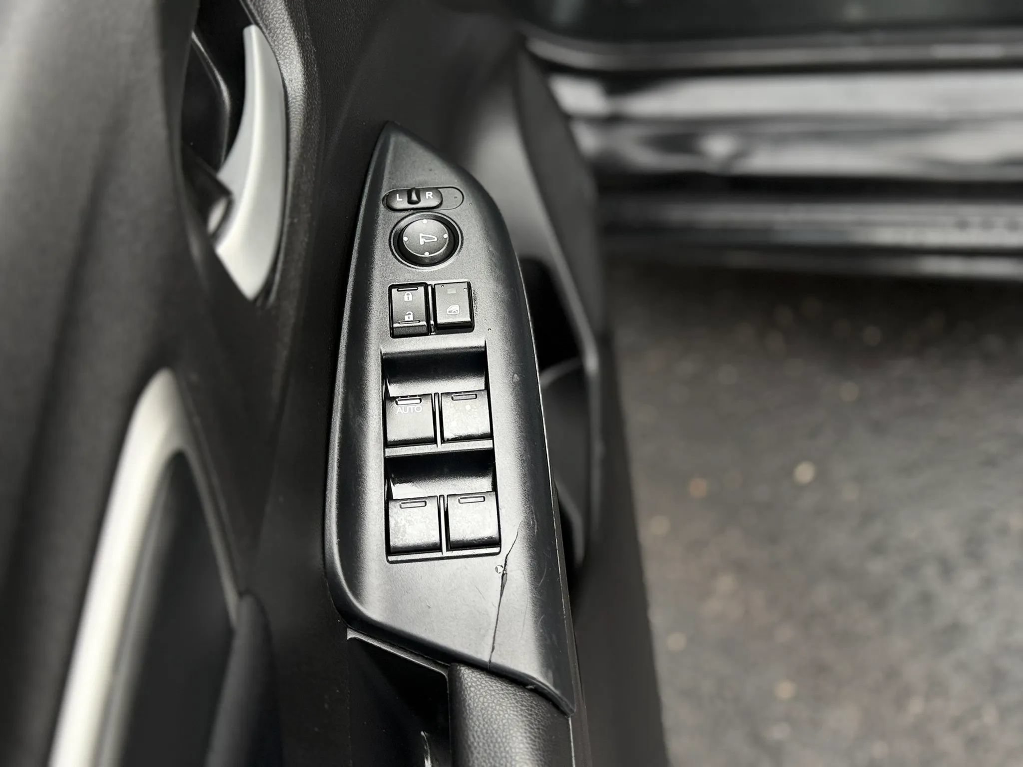 Used 2018 Honda Fit Sport image 30