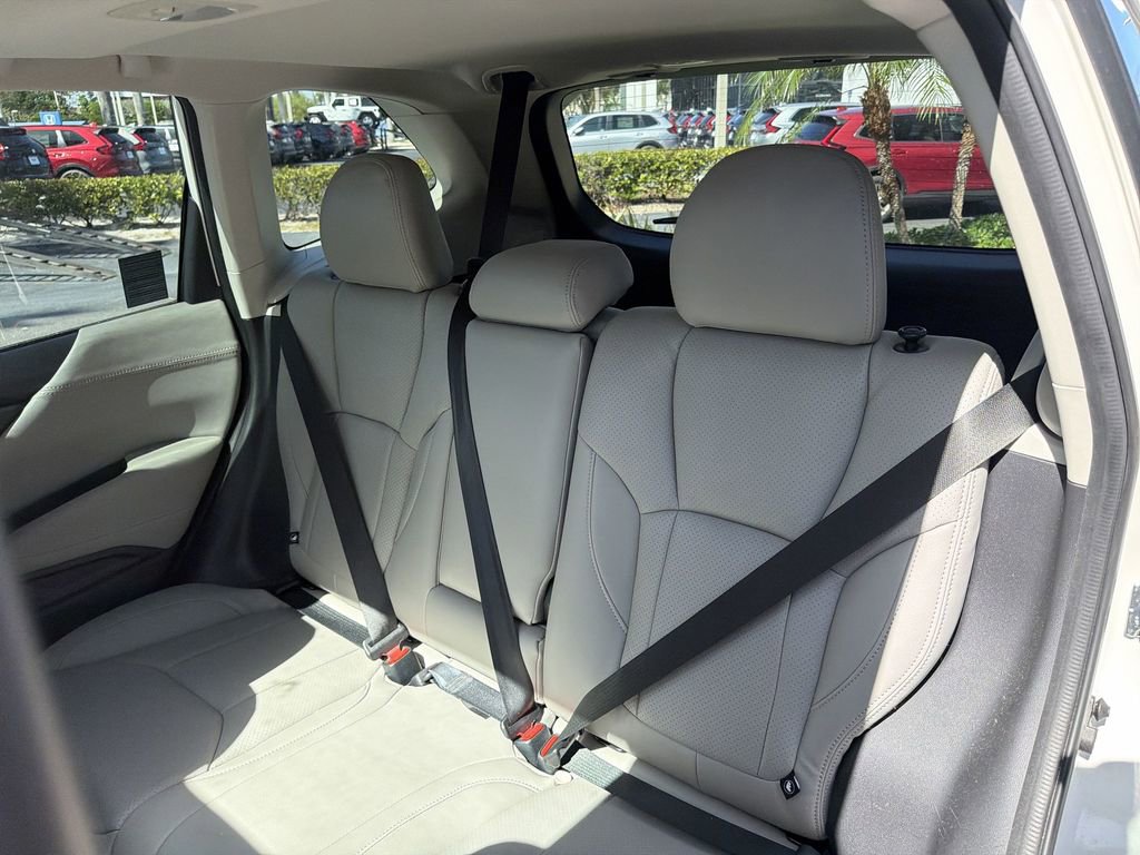 Used 2022 Subaru Forester Premium w/ Popular Package #2 AWD/4WD image 26