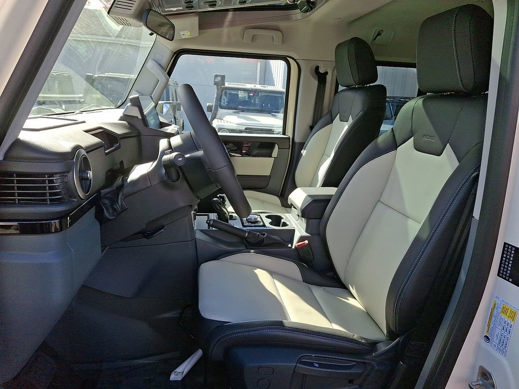 New 2025 INEOS Grenadier Fieldmaster Edition image 6