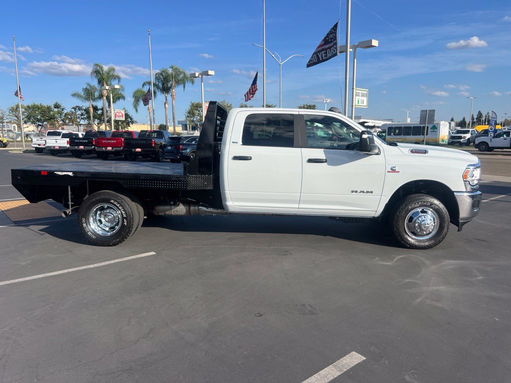 Used 2024 RAM 3500 SLT w/ Quick Order Package 2YG SLT AWD/4WD image 7