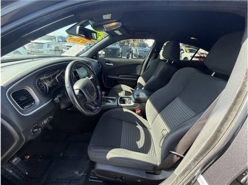 Used 2019 Dodge Charger R/T image 16