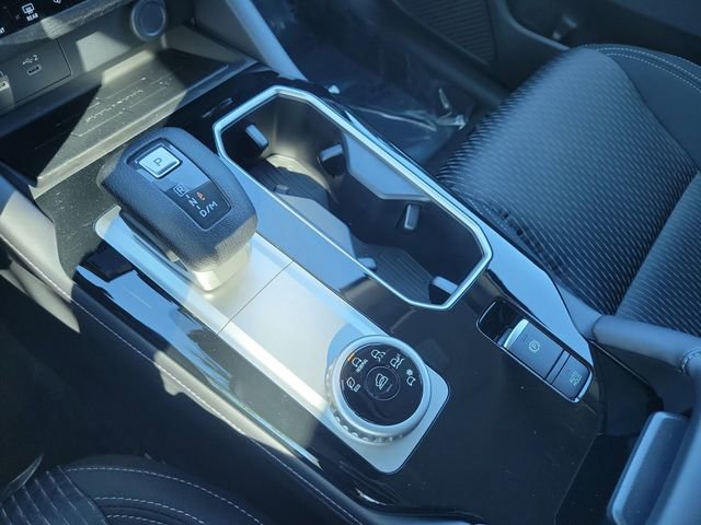 New 2026 Mitsubishi Outlander ES image 32