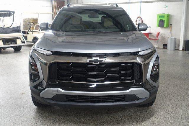 New 2026 Chevrolet Equinox ACTIV w/ Convenience Package III FWD image 2