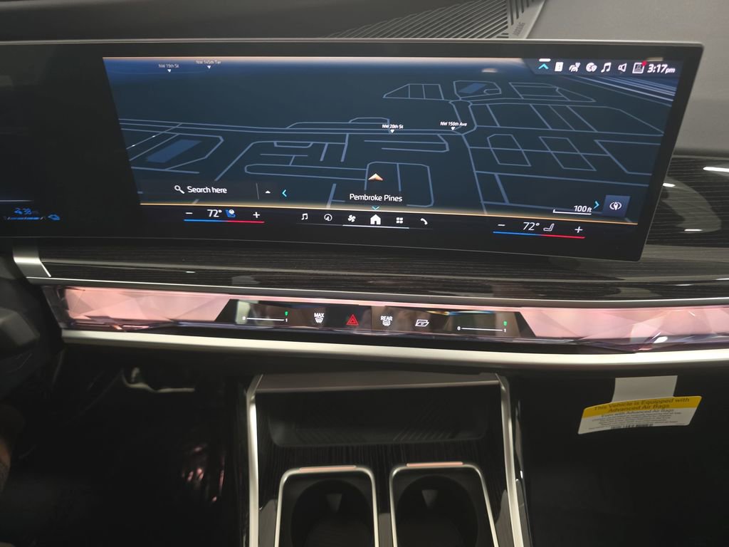 New 2026 BMW 750e xDrive w/ Premium Package image 15