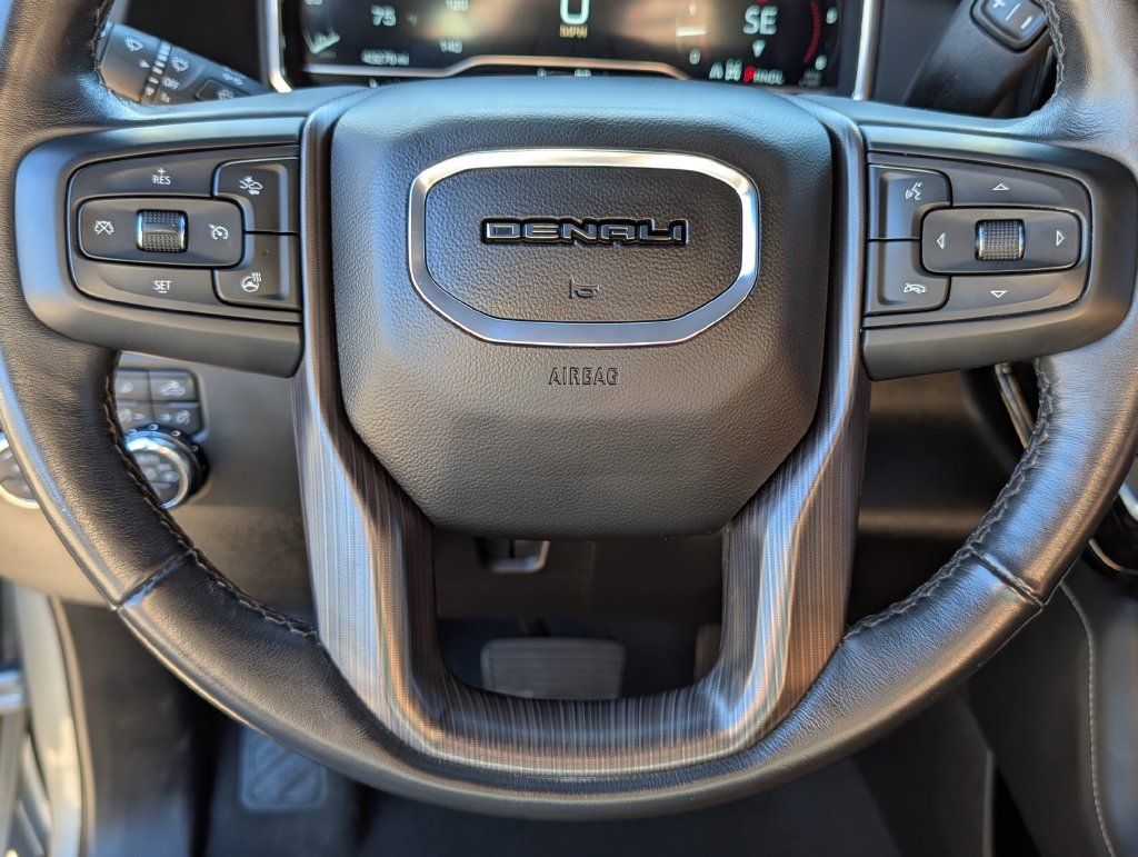 Used 2024 GMC Sierra 3500 Denali Ultimate AWD/4WD image 5