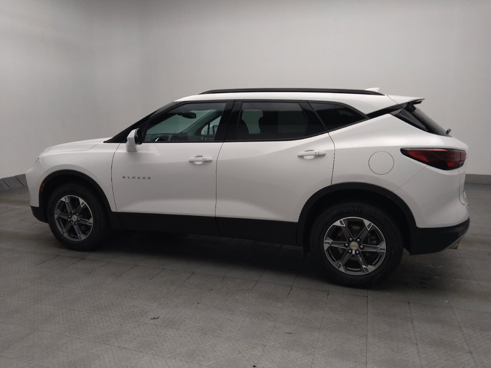 Used 2024 Chevrolet Blazer LT w/ Convenience Package FWD image 3