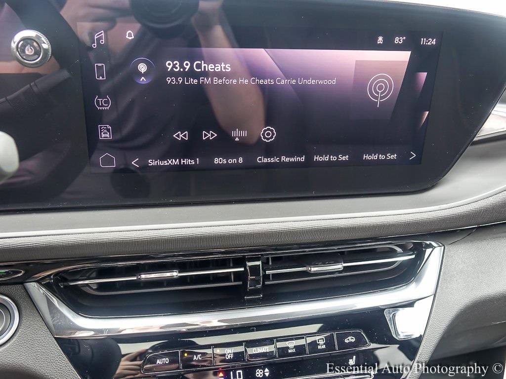 New 2025 Buick Envista Avenir image 17