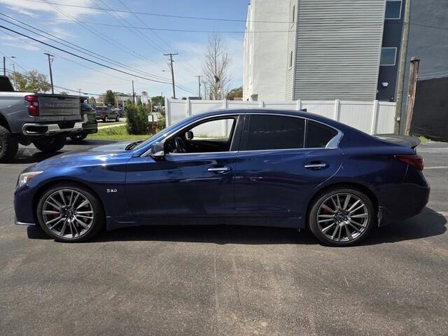 Used 2018 INFINITI Q50 Red Sport 400 w/ Sensory Package (Sport) image 5