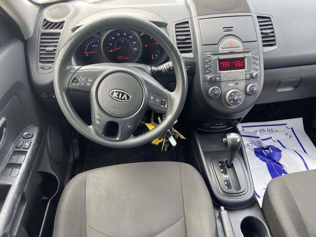 Used 2010 Kia Soul + w/ Audio Pkg FWD image 9