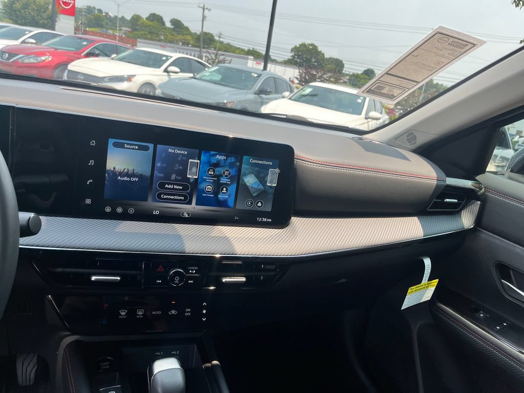 Certified 2026 Nissan Kicks SR FWD image 15