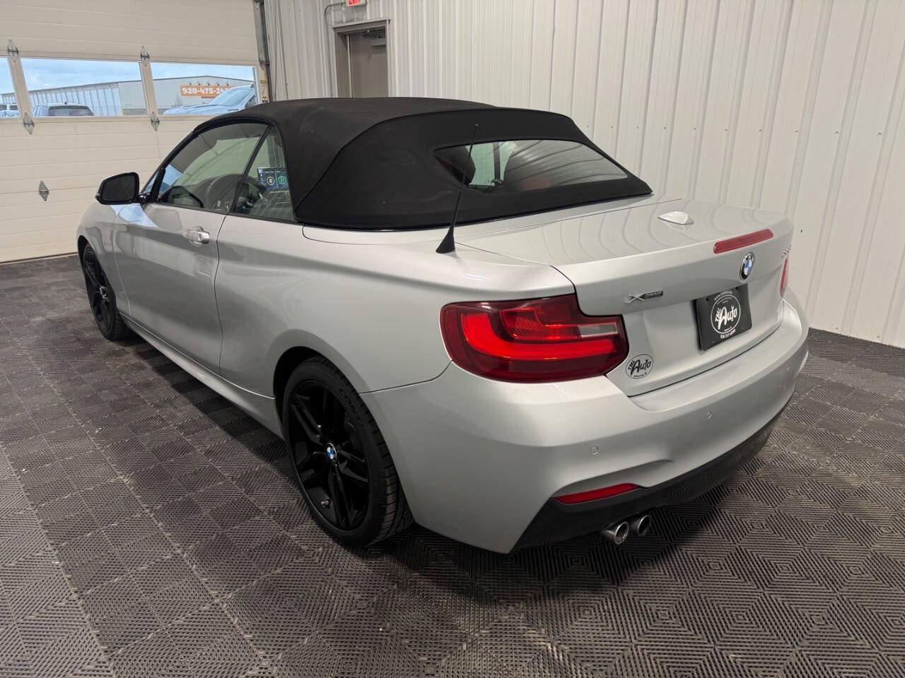 Used 2016 BMW 228i xDrive Convertible AWD/4WD image 4