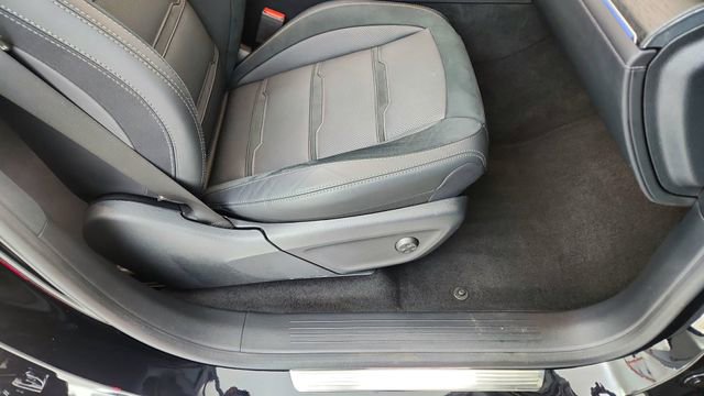 Used 2024 Mercedes-Benz GLE 53 AMG 4MATIC Coupe image 25