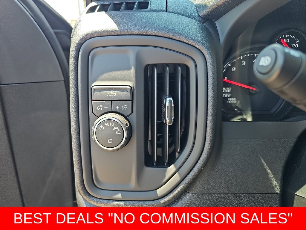 New 2026 Chevrolet Silverado 1500 Custom w/ LPO, Dark Essentials Package RWD image 25