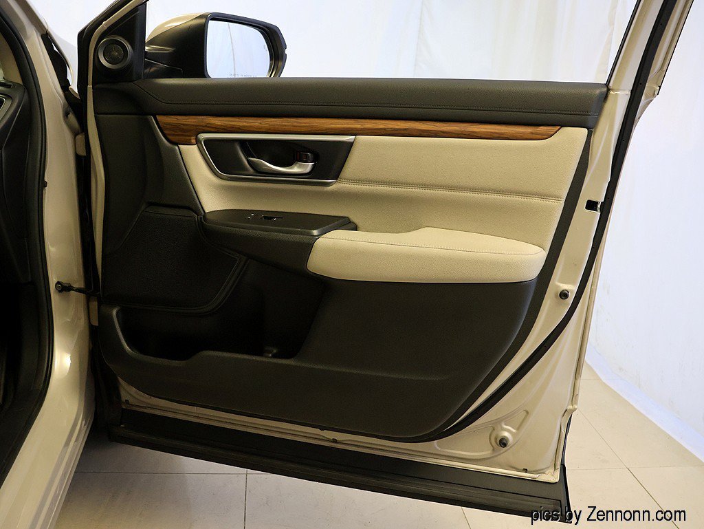 Used 2019 Honda CR-V EX image 29