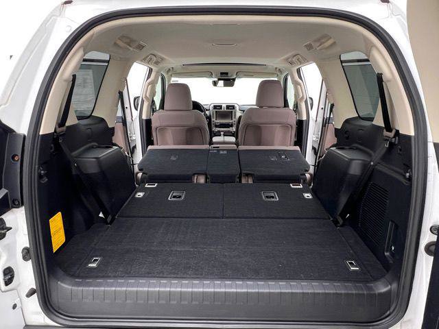 Certified 2020 Lexus GX 460 Premium w/ Premium Package AWD/4WD image 28