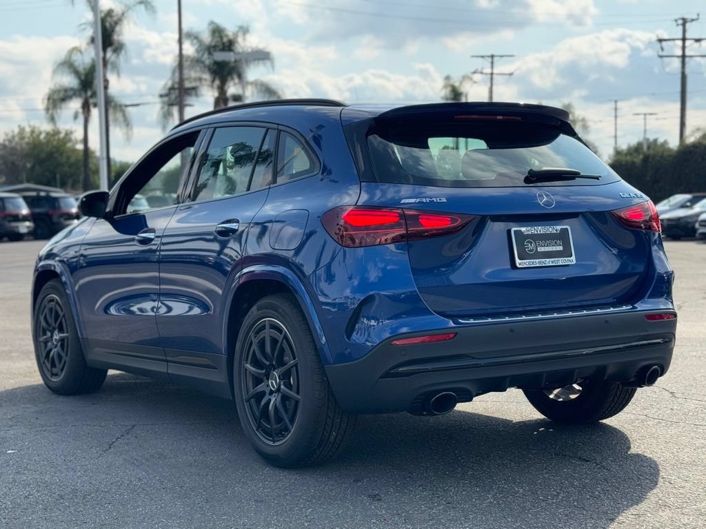 New 2025 Mercedes-Benz GLA 35 AMG 4MATIC image 10