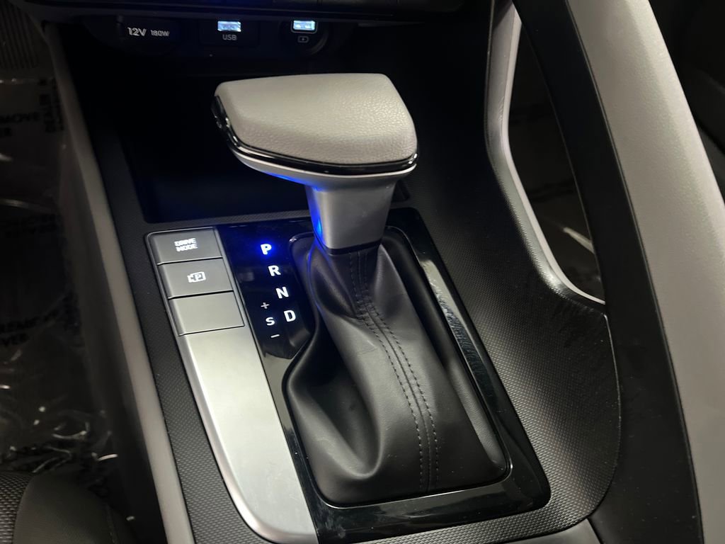 Used 2023 Hyundai Elantra SE w/ Cargo Package FWD image 26