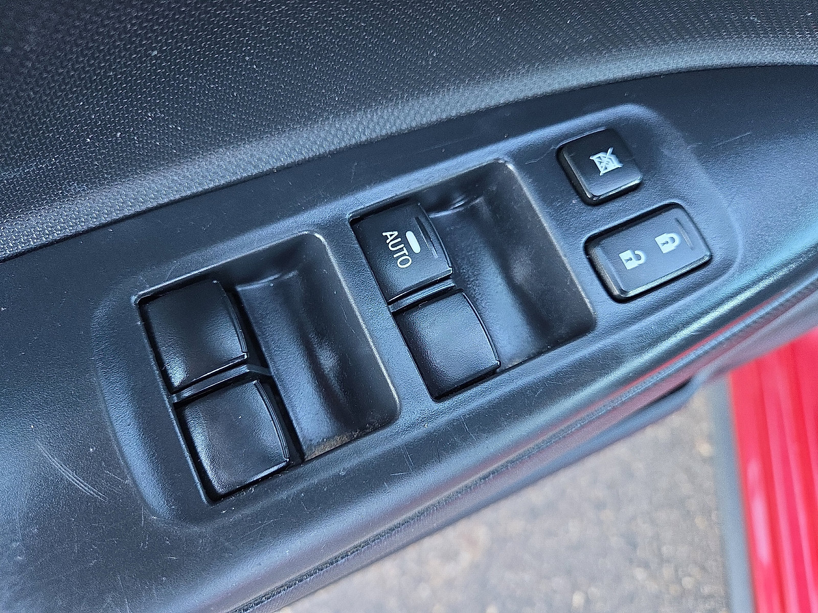 Used 2021 Mitsubishi Mirage ES image 12