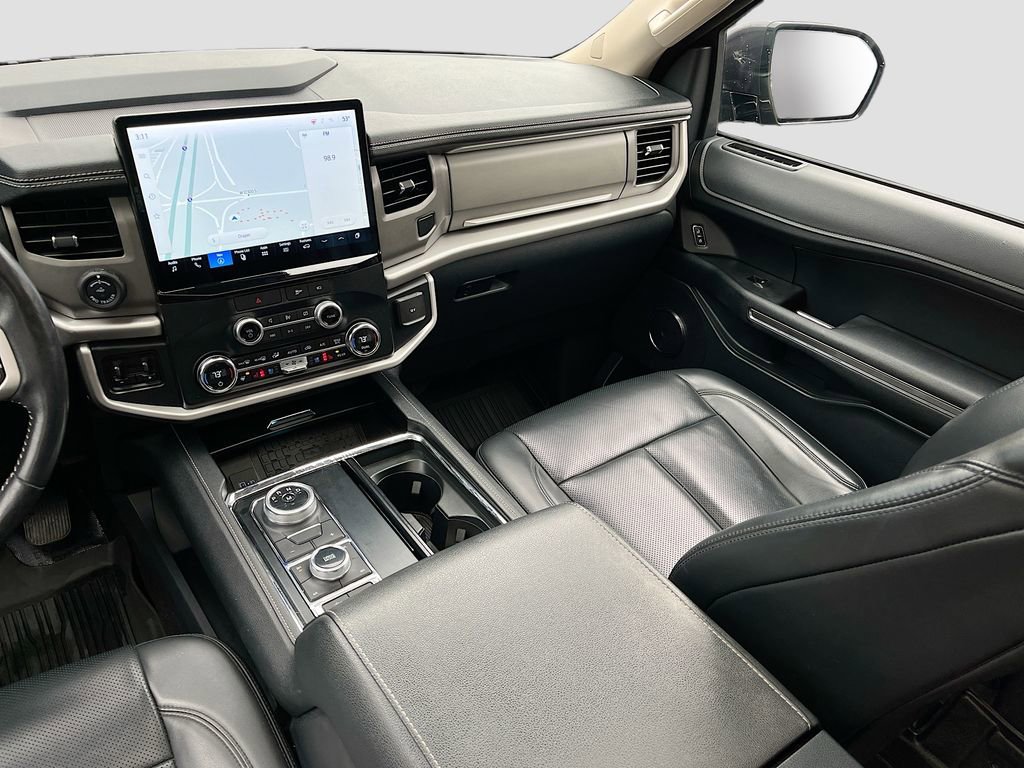 Used 2022 Ford Expedition Max XLT AWD/4WD image 24